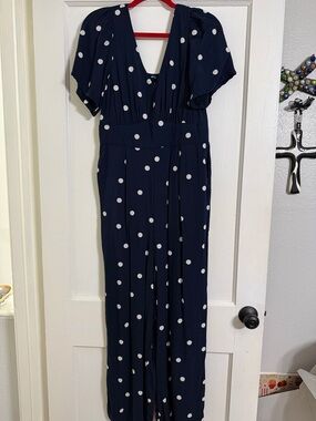 Old Navy Navy and White Polka Dot Maxi Dress with Flutter Sleeves